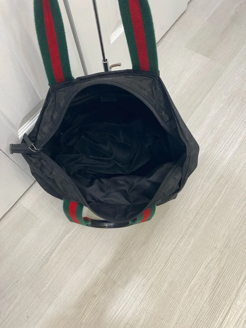 Gucci Black GG Nylon Tote with Red and Green Web Handles - Picture 5 of 6
